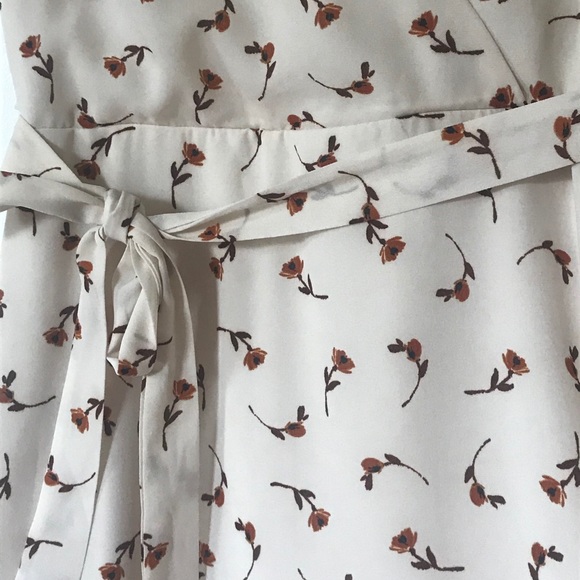 BNWT‼️ ROW A RUST FLORAL MINI DRESS‼️ - Picture 9 of 14